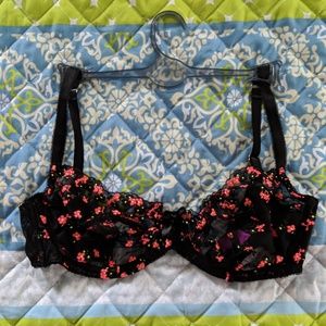 L'Agent Bra (on hold till Sept 14th)